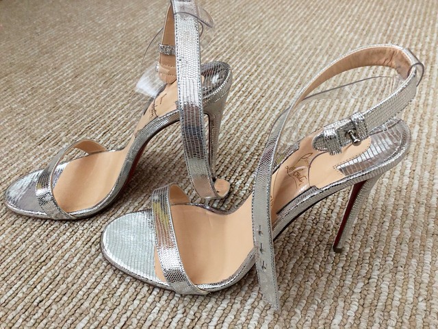 Auth CH. LOUBOUTIN 'Jonatina