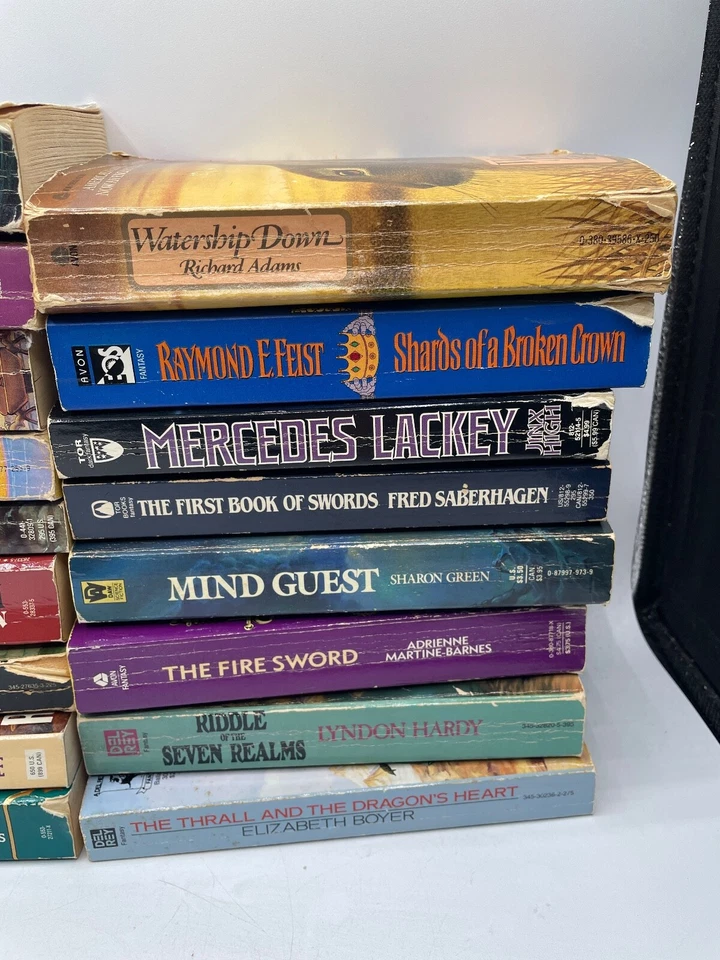 Assorted Lot of 16 Paperback Books Fantasy Del Ray Bantam Ace DAW Mostly Vintage - Image 2 of 4