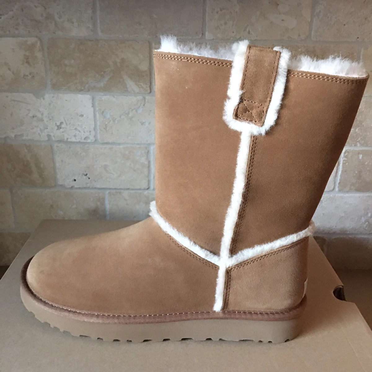 Ugg classic short clearance spill