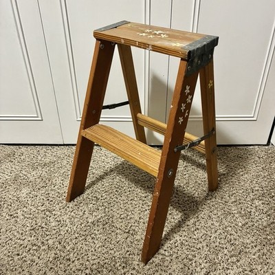 Vintage 1 Step Wooden Foldable Ladder Plant Stand Shelf Floral Painting *READ*
