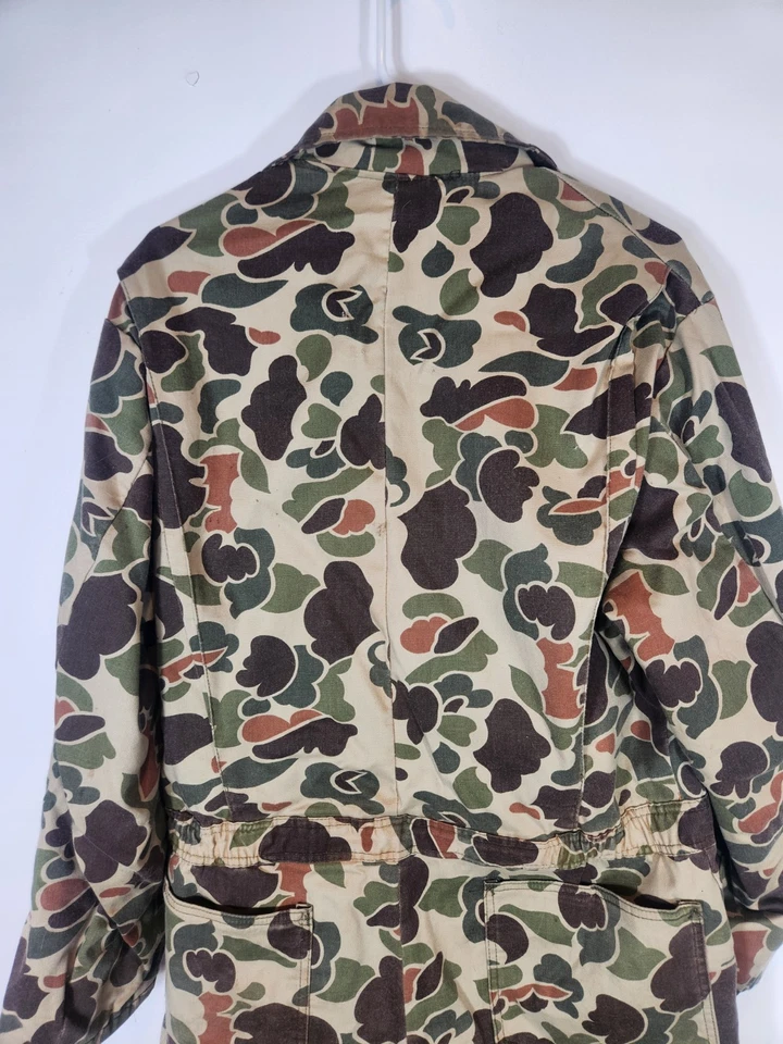 Vintage Walls Blizzard Pruf Insulated Camo  Coveralls - Men’s Large - Image 3 of 4