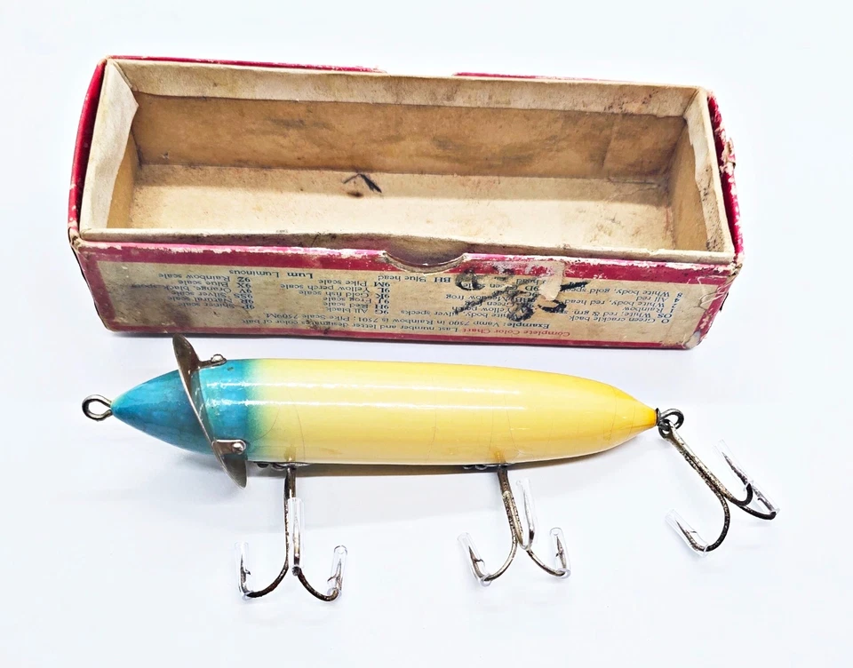 EX Heddon 200BH Surface Lure White, Blue Head c 1920s In Correct Upleaping Box - Image 2 of 3