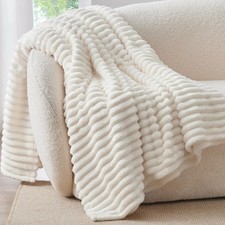 BEDELITE Fleece Throw Blanket for Couch - 300GSM Soft  Warm Fluffy Cream Whi...