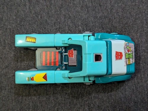 Vintage Hasbro G1 TRANSFORMERS Vehicles Autobot Car KUP Figure Only w/o Gun 1986