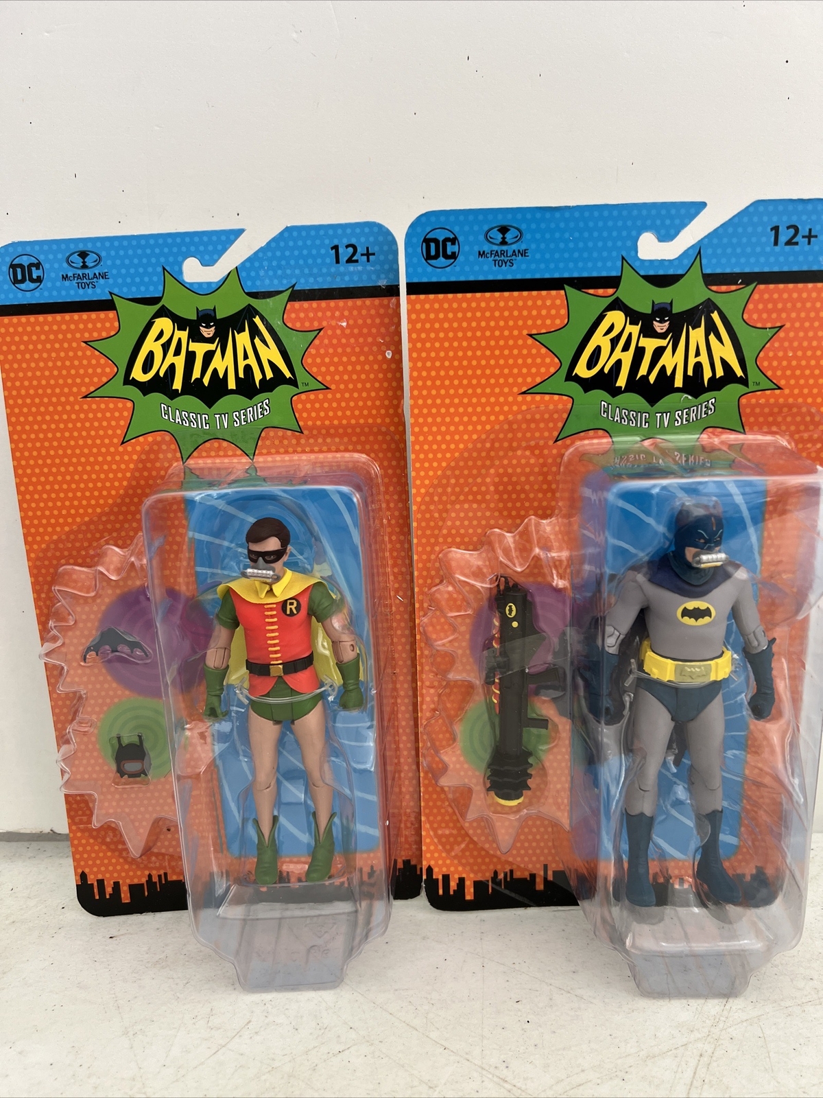 DC McFarlane ~ BATMAN & ROBIN w/ Oxygen Mask ~ Classic TV Series ~ Figure Lot x2