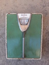 ART DECO Vintage Borg Bathroom Scale Green White Chrome Barbiecore. v1