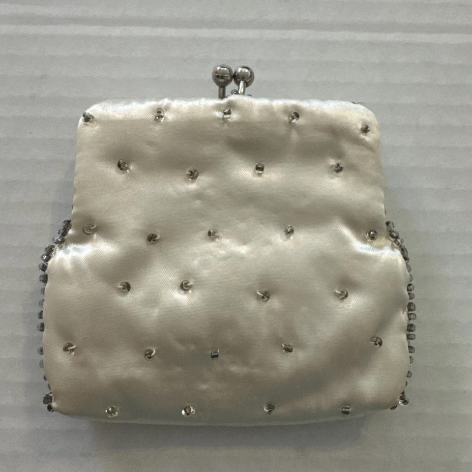 2 BOLSOS DE NOCHE VINTAGE CON CUENTAS / MONEDERO DE CAMBIO Foto 3 de 4