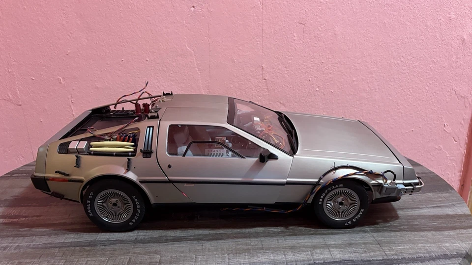 Modellauto 1:8 DeLorean DMC Eaglemoss Zurück in Die Zukunft - Bild 3 von 4