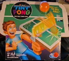 Tiny Pong Solo Table Tennis Kids Electronic Handle game Age 8 and Up ( NEW ).
