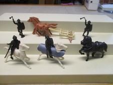 VTG Timpo FIGURES Black KNIGHTS CRUSADER FIGURES LOT 1/32 Cavalry Foot A20