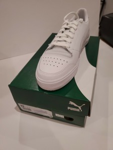 simpson tennis shoes