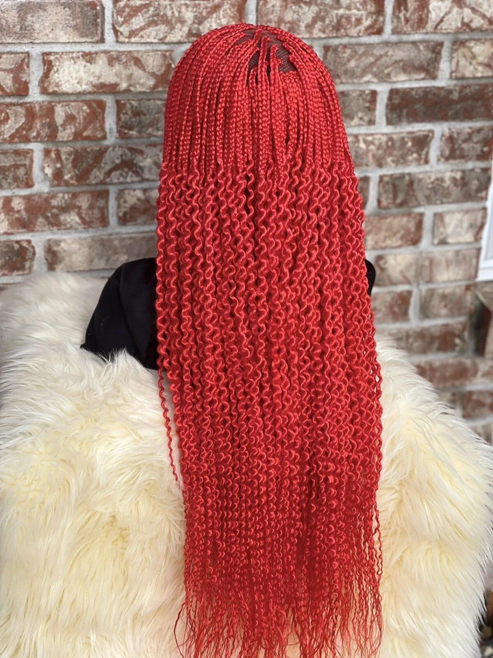 PELUCA TRENZADA SANDÍA disponible envía un Dm si tienes alguna pregunta. Foto 3 de 4