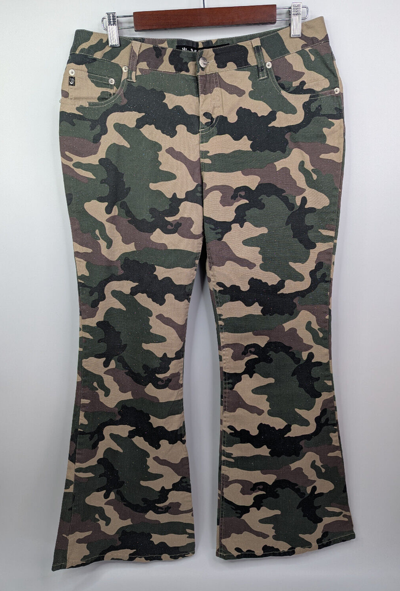 Vintage Mudd Camo Flare Leg Pants 90s Y2K Coated Glitter Vintage Mudd Camo Flare Leg Pants 90s Y2K Coated Glitter