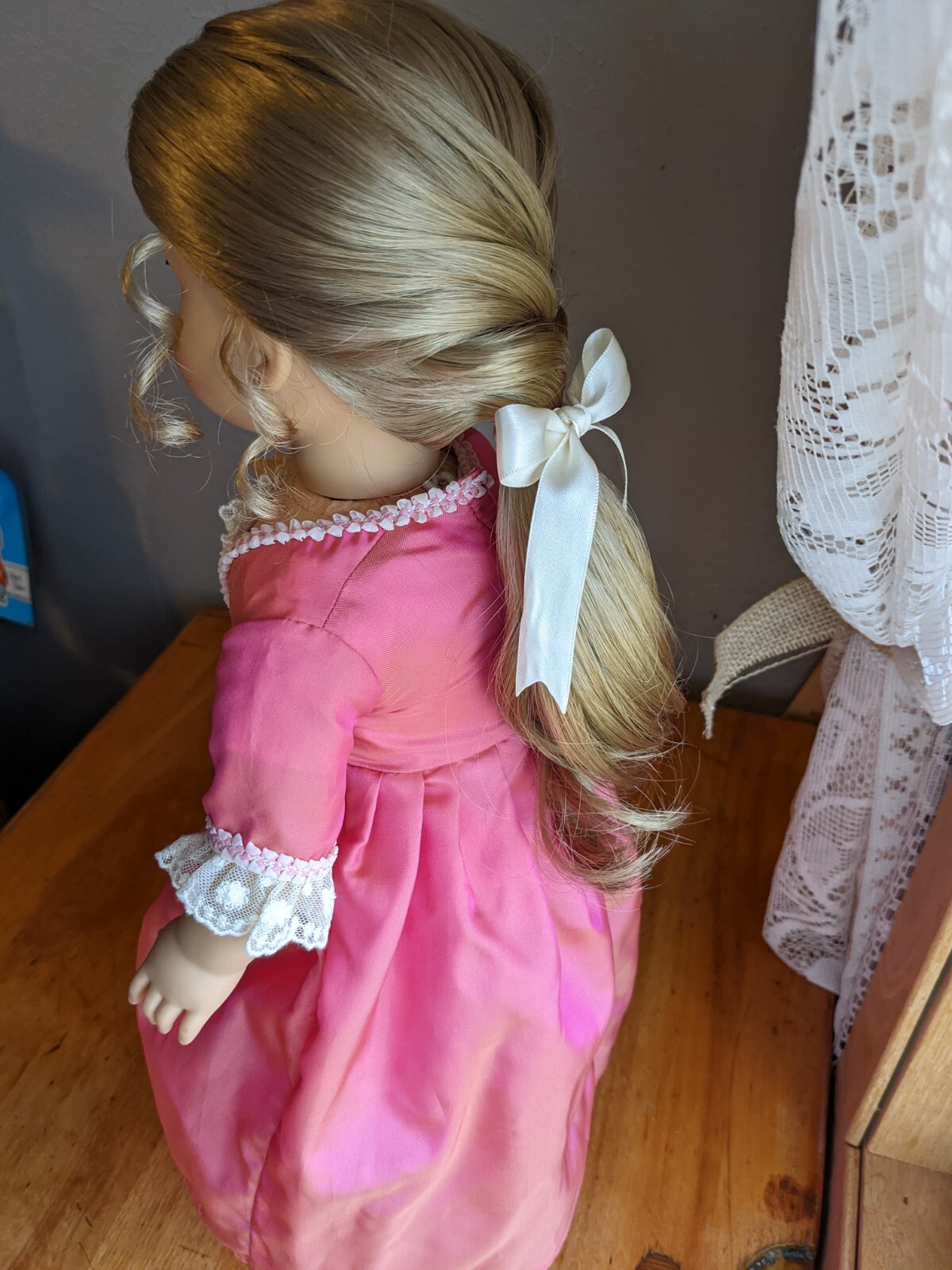 Elizabeth Cole PC American Girl Doll Retired Collector's Condition with