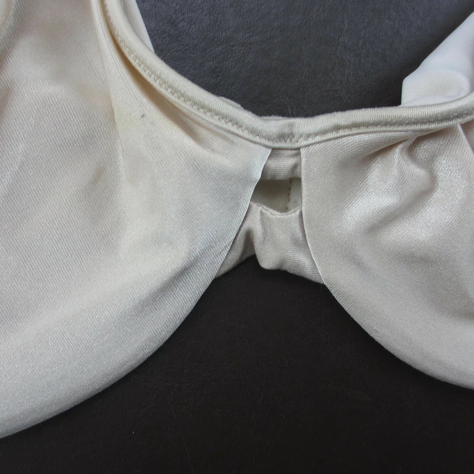 Hanes Bra 34D Tan Lightly Lined Adjustable Clasp Back *Note - Image 3 of 4