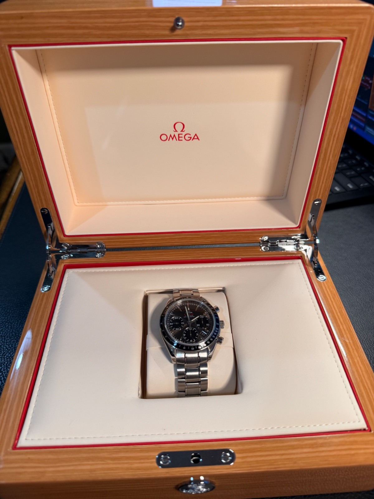 Omega Speedmaster Date Automatic Chronometer Grey… - image 4