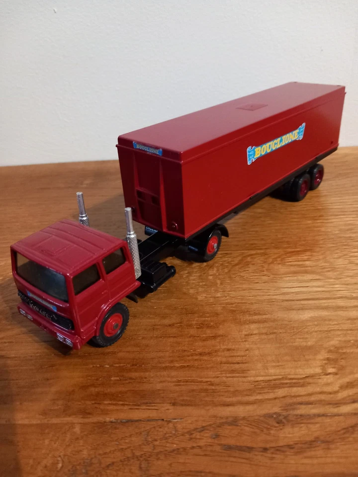 CAMION DE CIRQUE BOUGLIONE RENAULT SEMIE FOURGON CODE 3 - Photo 3/4