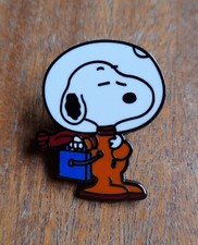Apollo Astronaut Snoopy Metal Enamel Pin Badge Brooch Cartoon Dog Peanuts NASA
