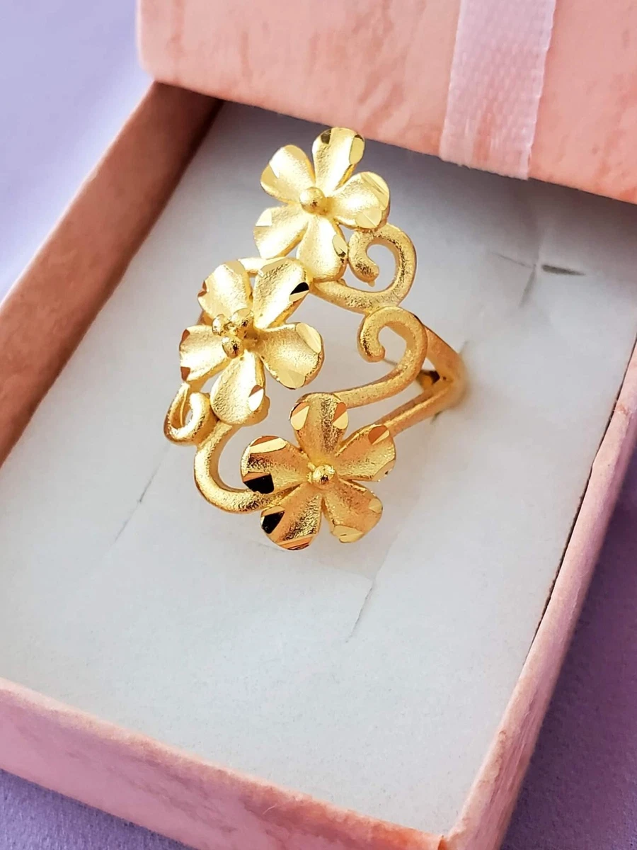 Plumeria Cluster Diamond Ring | Floral Gold Ring | CaratLane