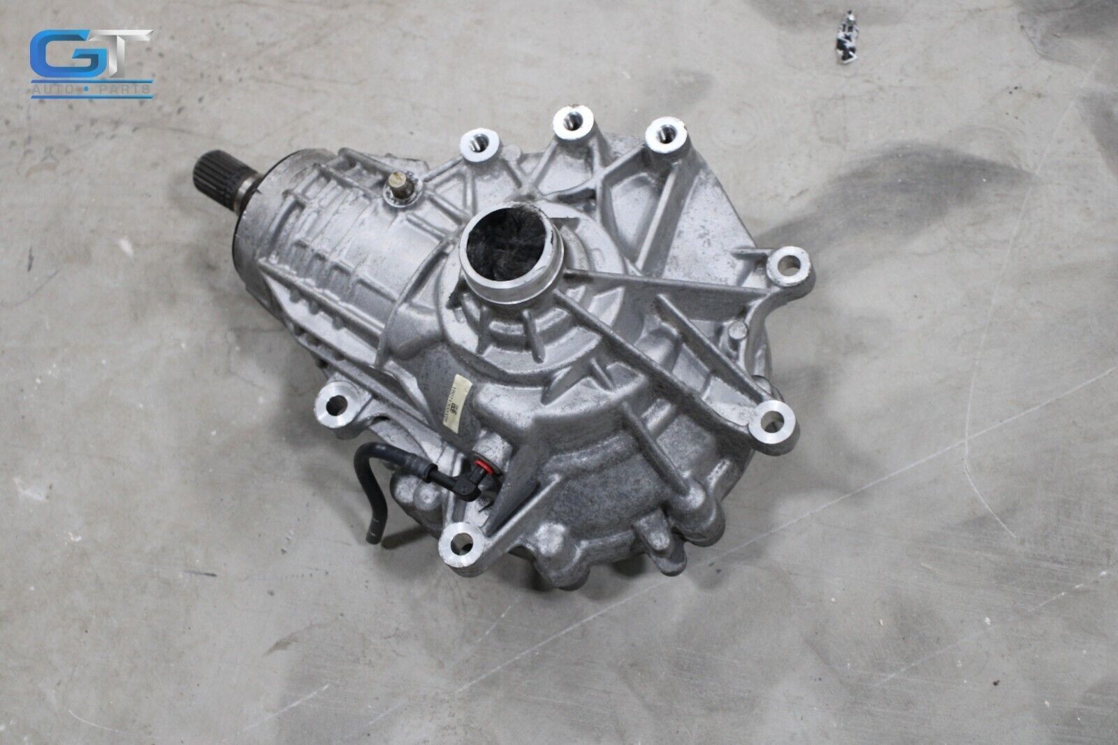 2017 - 2020 MASERATI LEVANTE 3.0L AWD FRONT DIFFERENTIAL AXLE CARRIER OEM