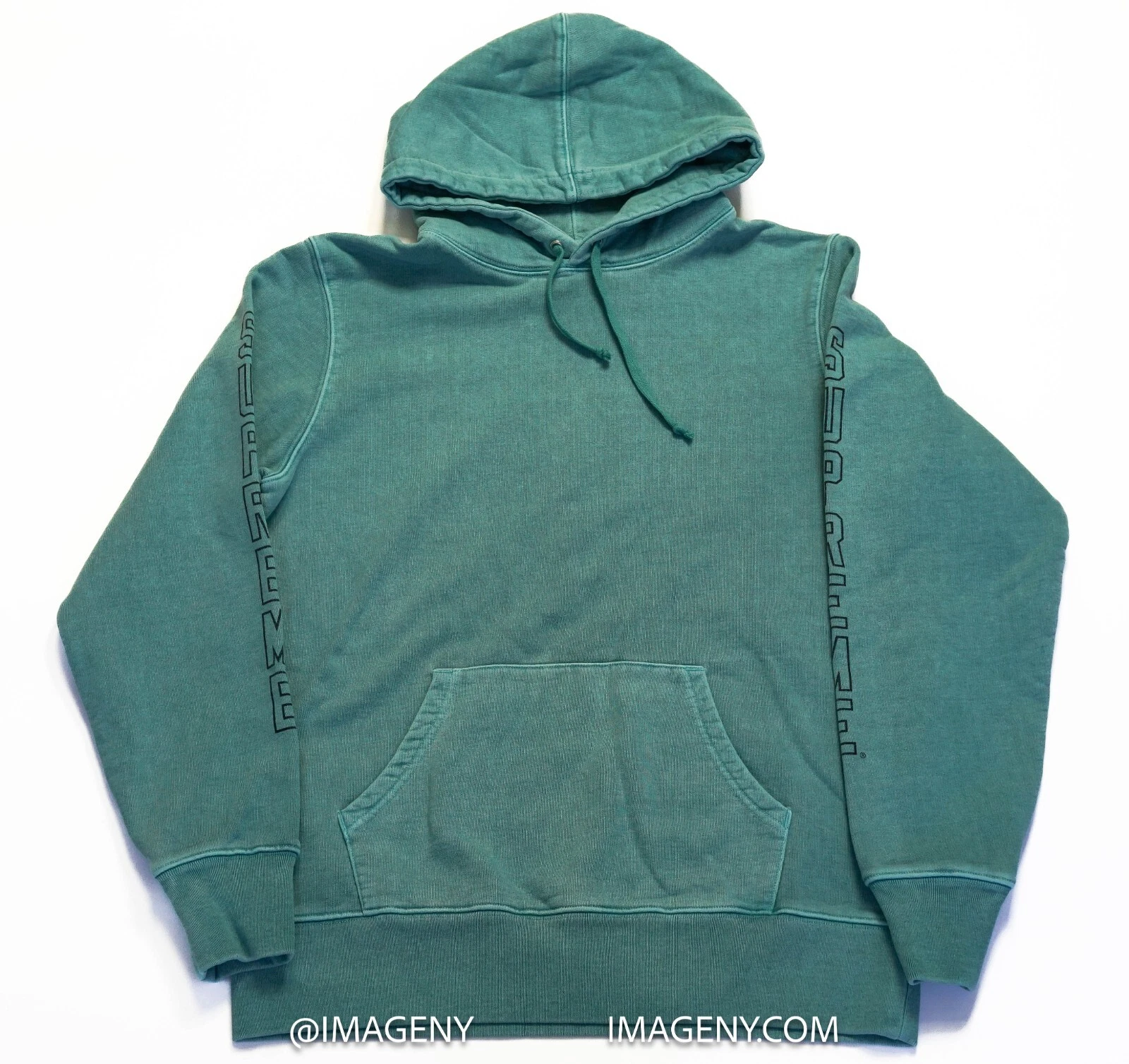 SWEAT SHIRT À CAPUCHE LOGO MANCHES SUPREME OCCASION TAILLE MEDIUM LAVÉ SARCELLE