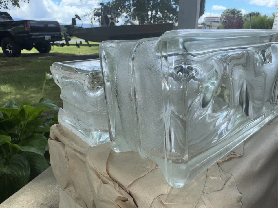 Bloque de vidrio arquitectónico vintage ladrillo ondulado 7 3/4 x 3 3/4 X 3 Foto 3 de 4