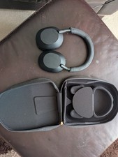 Sony WH-1000XM5 Wireless Noise Cancelling Headphones Black + Case