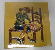 VINTAGE HAND PAINTED POTTERY TERRACOTTA TILE WALL PLAQUE TEA POT STAND TRIVET