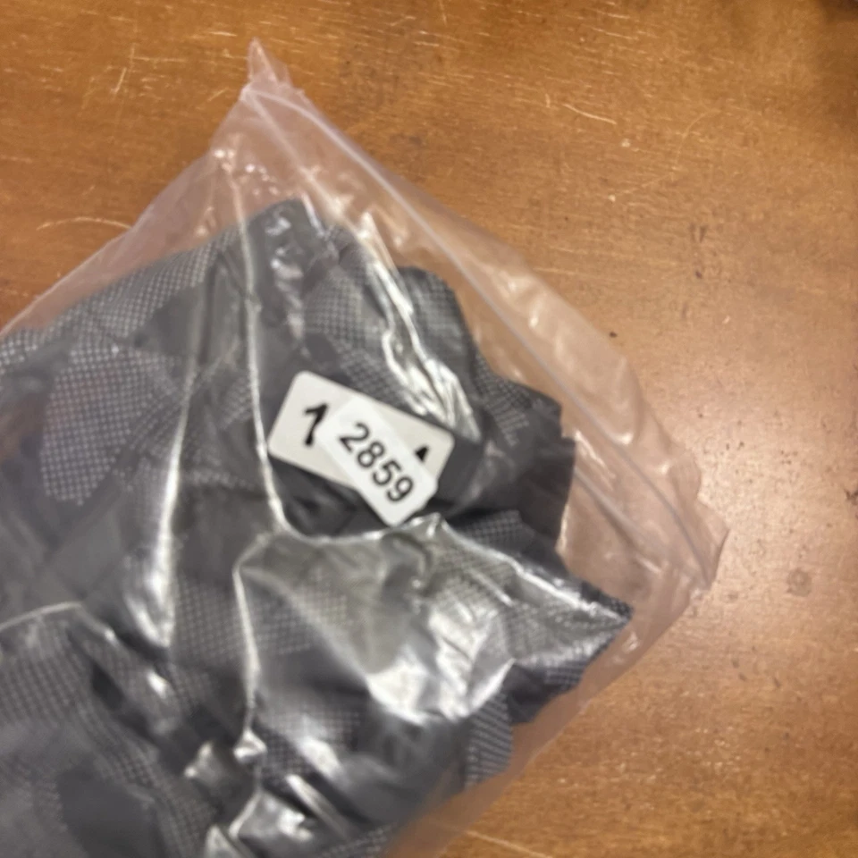 Suéter Under Armour Para Hombres XL Gris Camuflaje Equipo de Calor 1/4 Cremallera Pullover Manga Larga Foto 4 de 4