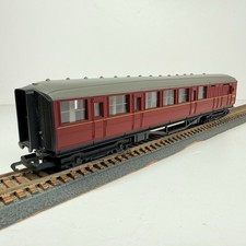 OO Scale Hornby R4054A BR Brake Coach #E10108E