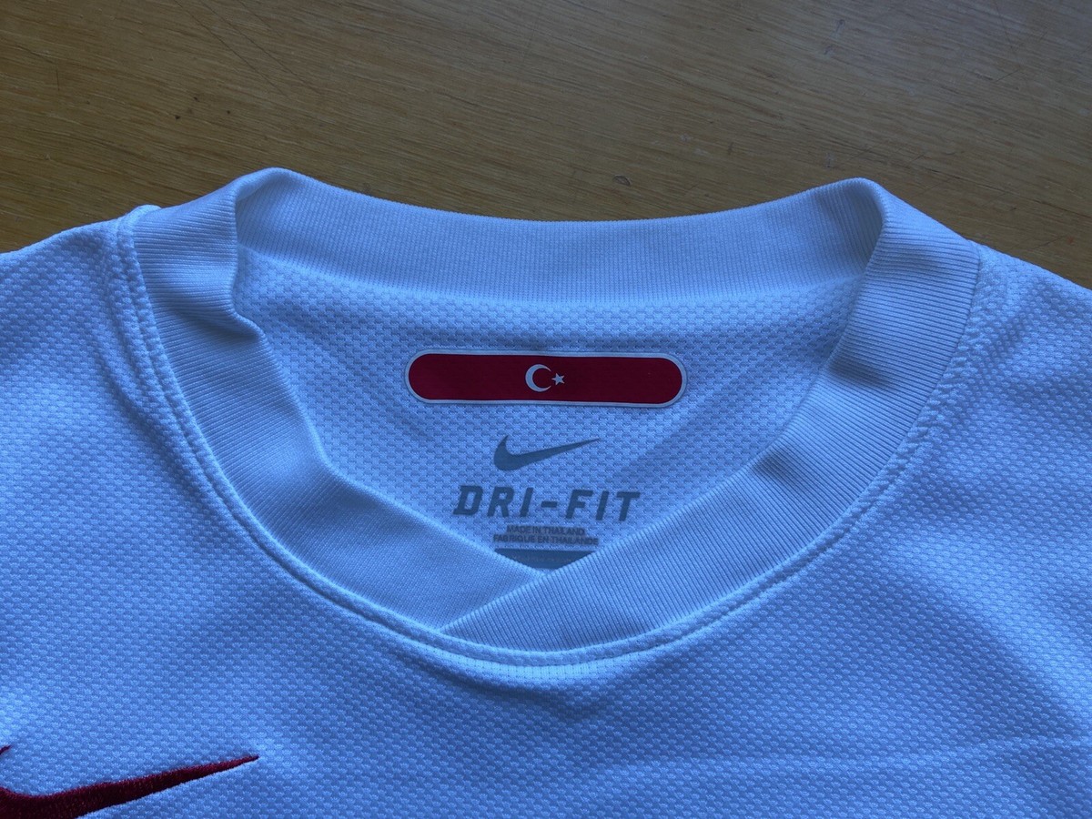 TURKEY 2010 2011 AWAY FOOTBAL SHIRT SOCCER JERSEY NIKE 373853-105