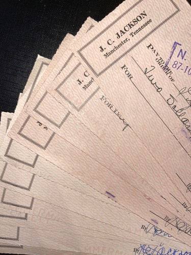 Lot Of 10 Pink 1950’s Canceled Checks First National Bank Manchester Tennessee - Picture 2 of 3