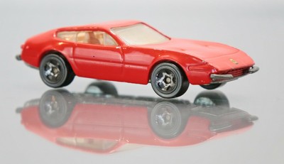 hot wheels ferrari 365 gtb 4 1999