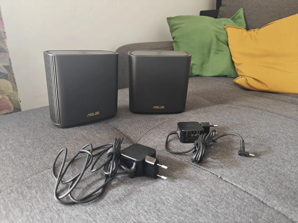 ASUS ZenWiFi XT8 – Coppia (2x) Wi-Fi 6 Triband