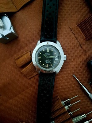 Vintage Uhr ''Squale'' Medium 30ATM Noblex Swiss Made
