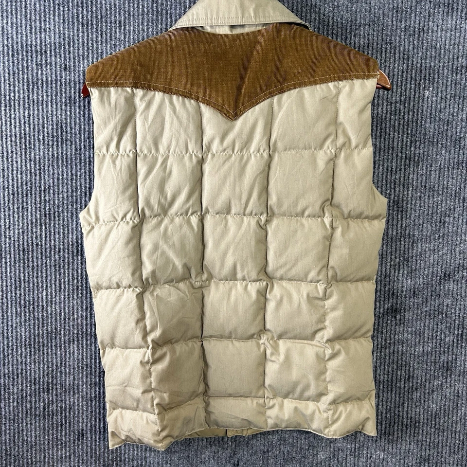 Chaleco acolchado vintage para hombre pequeño plumón de ganso occidental marrón tostado hecho en EE. UU. Foto 2 de 4