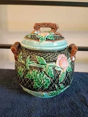 19th Majolica Sugar Bowl/ Lid  With Pink Roses (Some Chips)