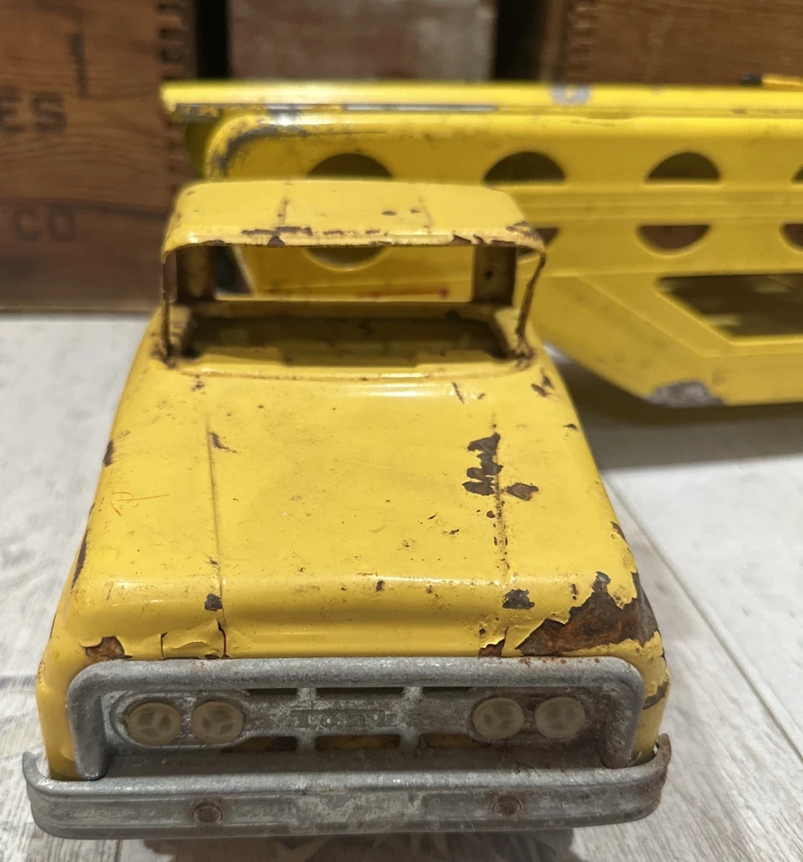 Tonka Motor Transport Vintage Early 1960's Car Hauler Yellow Good Condition - Image 4 of 4