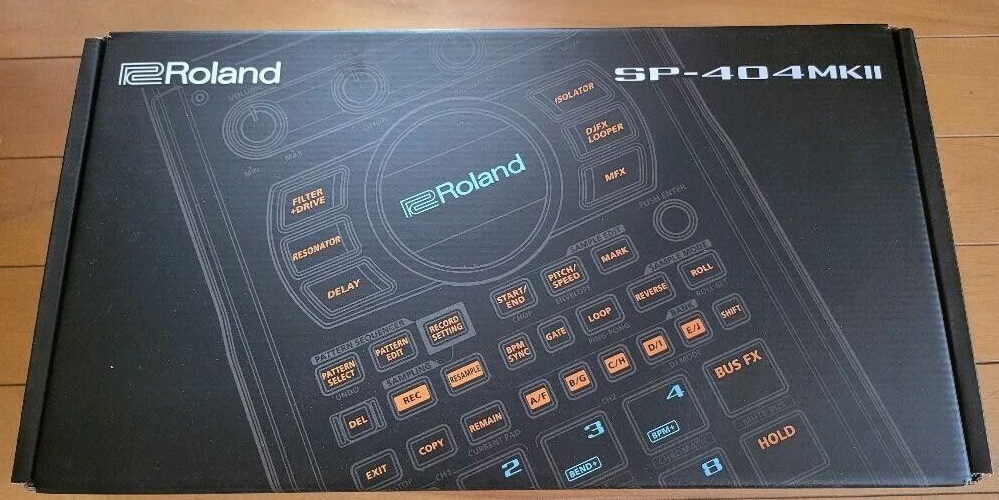 Roland SP-404MKII LINEAR WAVE SAMPLER Beat making machine