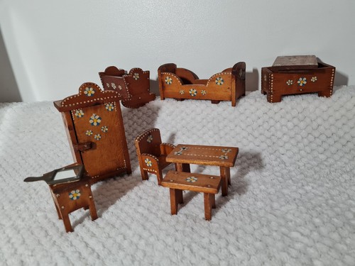 vintage antique dolls house furniture job lot 9 pcs Bedroom / livingroom - Picture 2 of 17