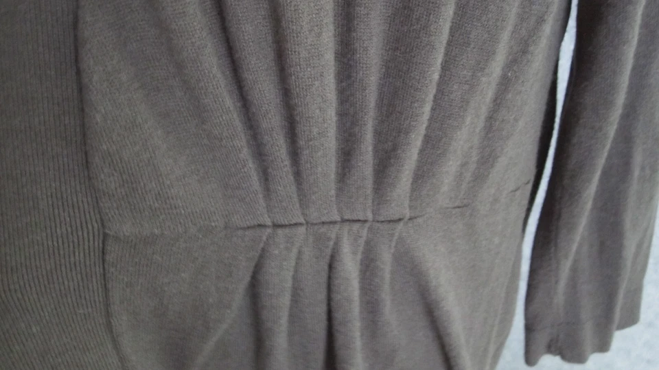 Plumero Umgee para mujer M gris línea larga frente abierto reunido mangas largas ventilación lateral Foto 3 de 4