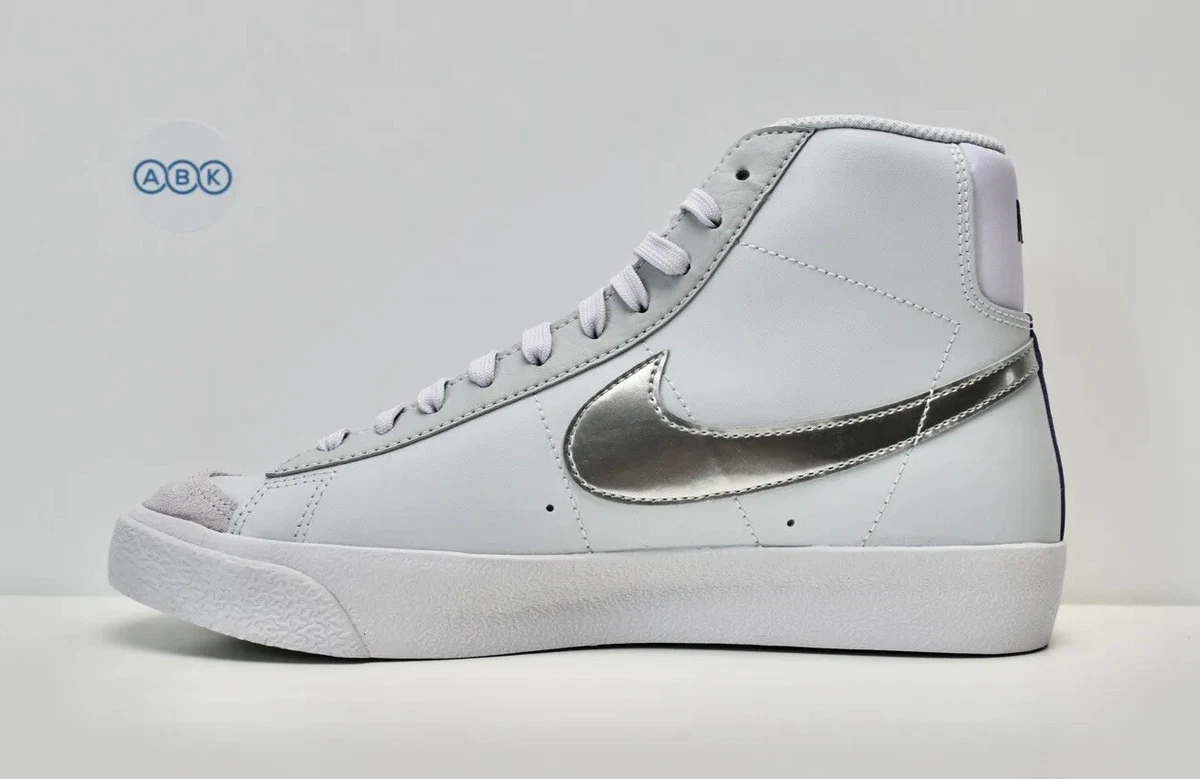 Nike hotsell blazer metallic
