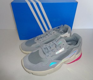 adidas retro run trainers womens