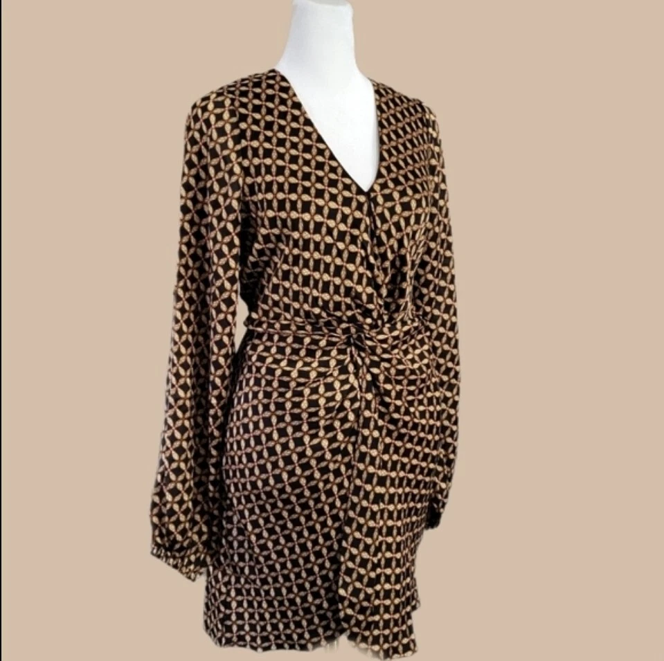 VALENTINO Minidress Valentina rosa visone nuova con etichette finta confezione nodo anteriore manica a campana taglia Med $139