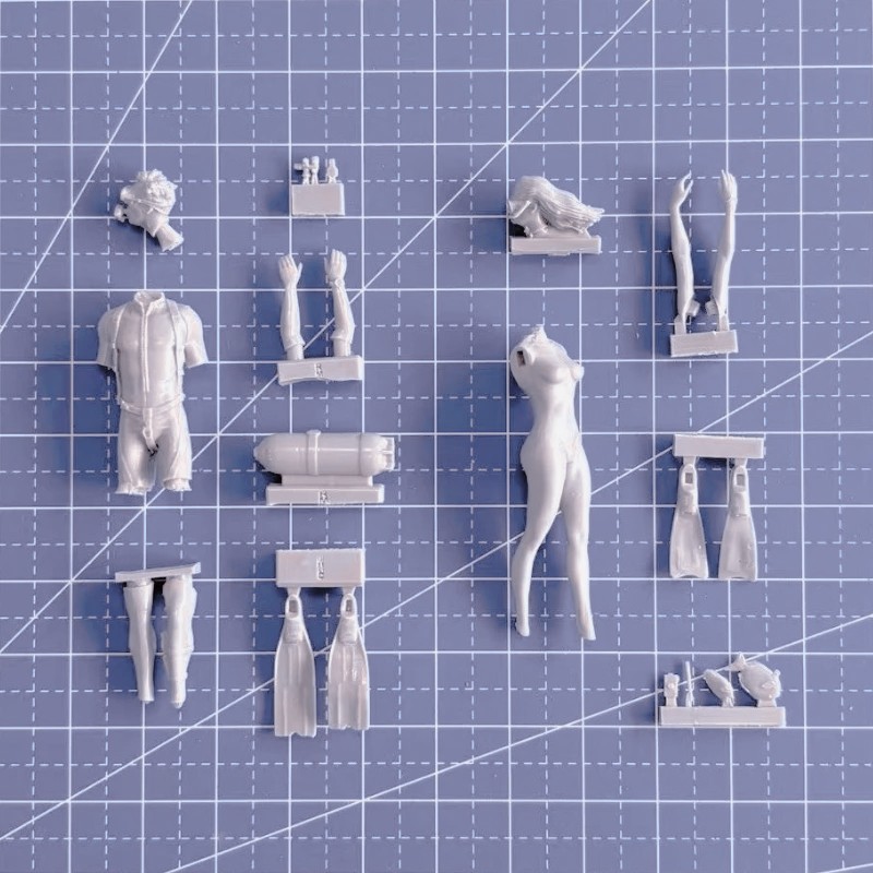 1/35 Resin Model Kit Scuba Diver & Woman Diver 2 Figures Unassembled Unpainted