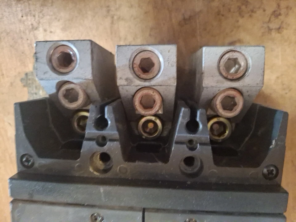 GE Spectra RMS SGLA36AT0400 400A Current Limiting Circuit Breaker with 400A Trip - Image 4 of 4