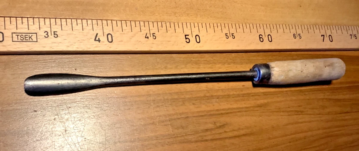 Outils objet de métier du XIXe siècle et avant Outils objet de métier du XIXe siècle et avant