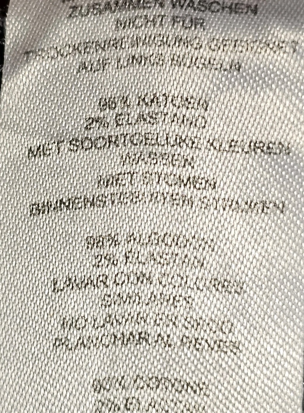 BooHoo MAN Jeans Men's 38 Measure: 38x31 Black Distressed Straight Button Fly