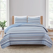 3 Piece Reversible Quilt Set with Shams  All-Season Soft  Lightweight Bedsp...