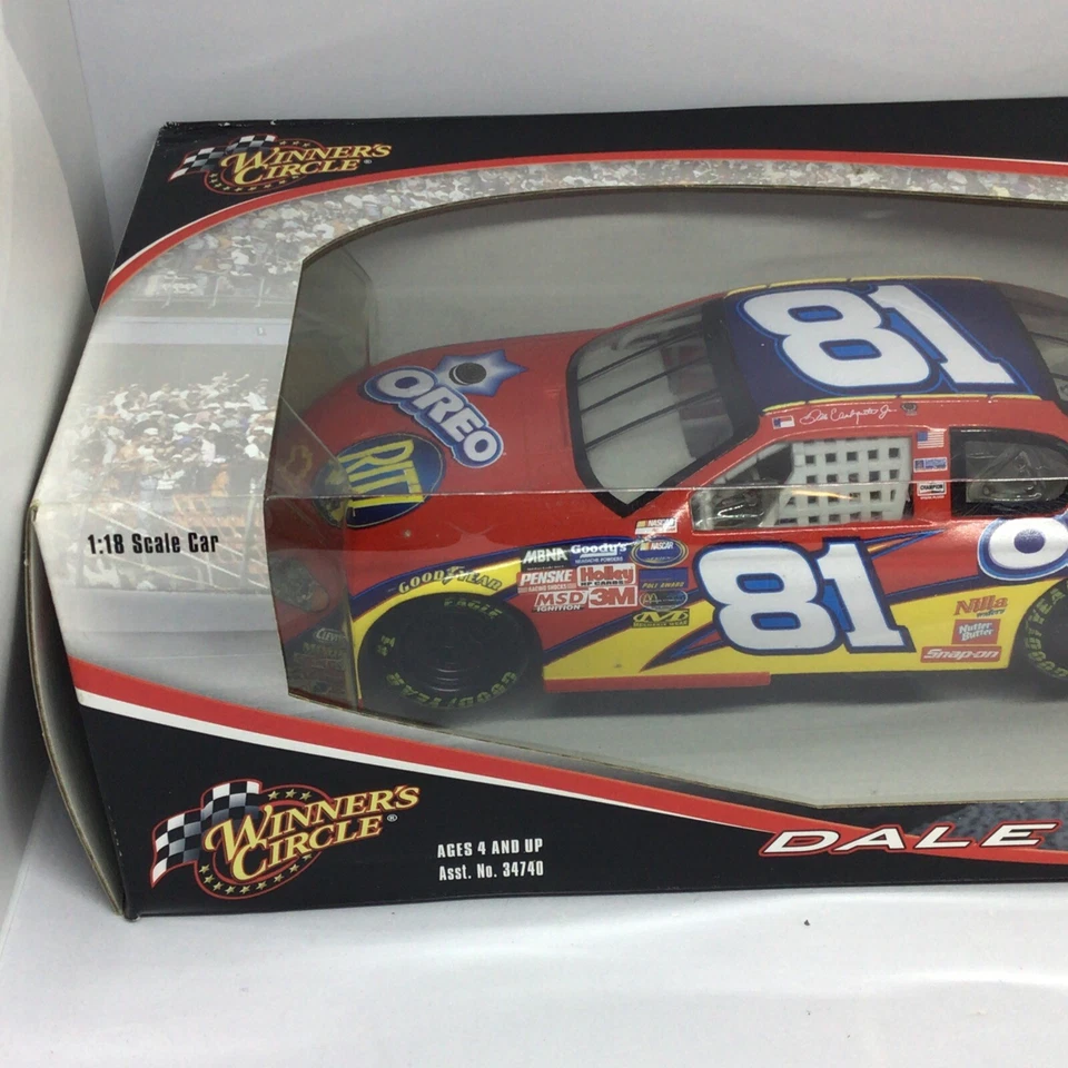 #81 DALE EARNHARDT JR - OREO CHEVY - BGN SERIES - WC2005 - 1:18 SCALE CAR -NIB - Image 3 of 4